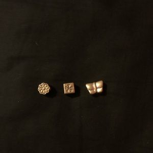 3 pandora charms